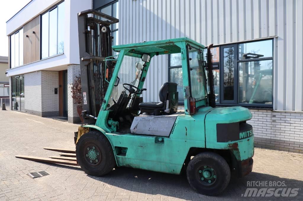Mitsubishi FD 35 Diesel Forklifts