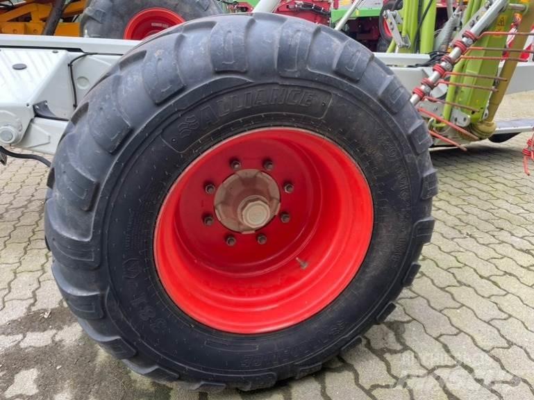 CLAAS Liner 3600 Swathers/ Windrowers