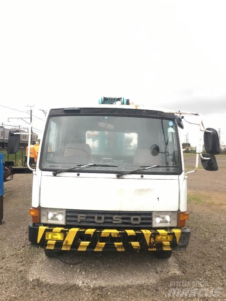 Mitsubishi DC-700BR Concrete Pumps