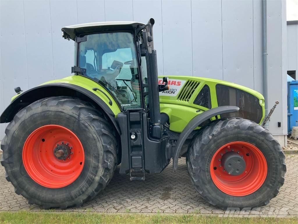 CLAAS Axion 930 Tractors