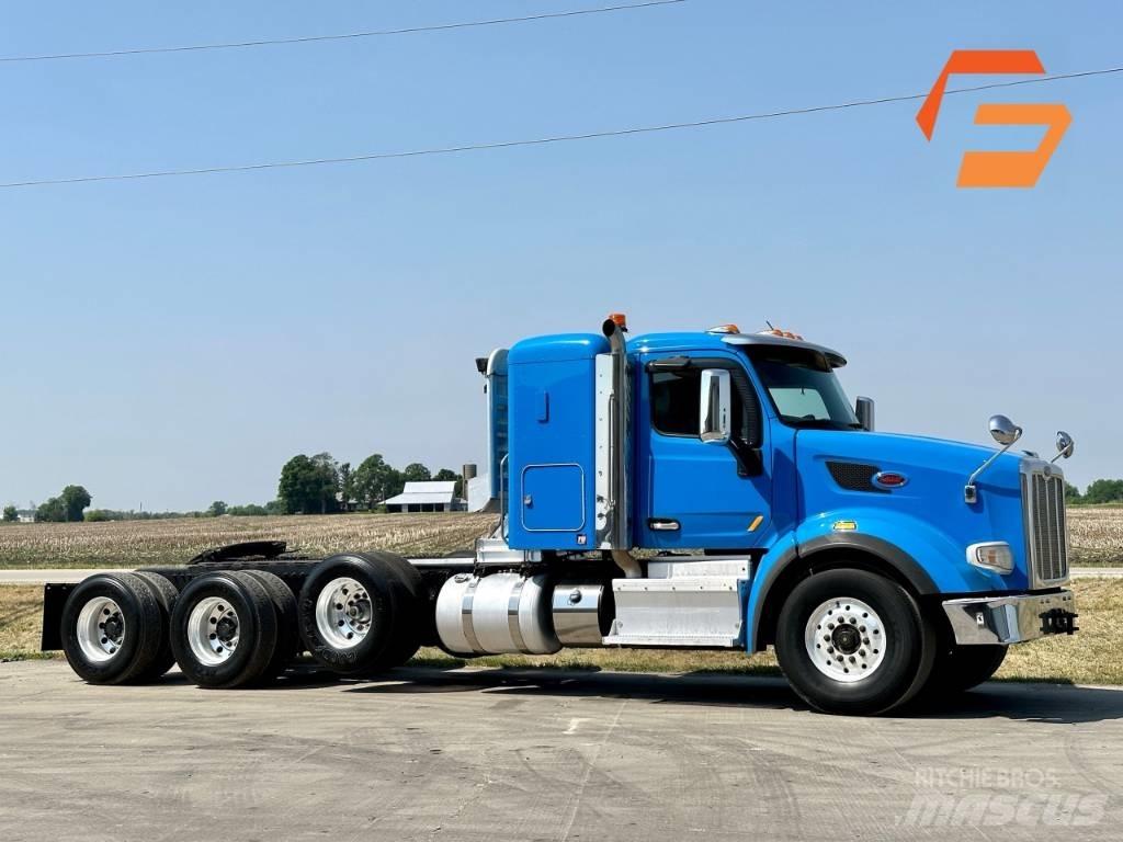 Peterbilt 567 Conventional Trucks / Tractor Trucks