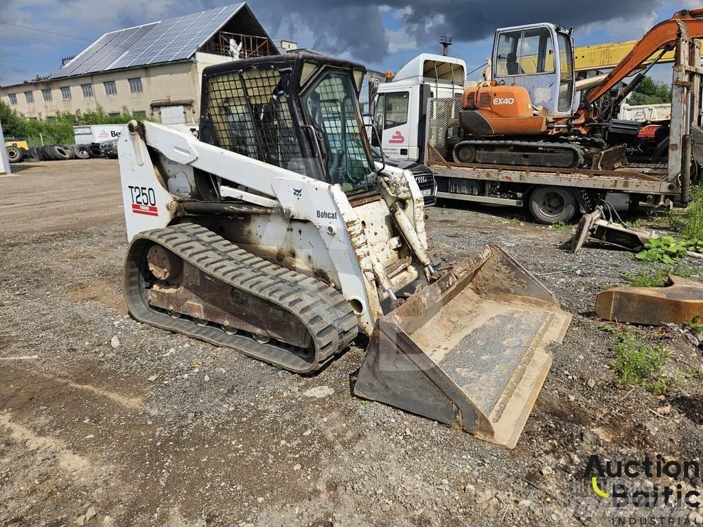 Bobcat T 250 Crawler Loaders