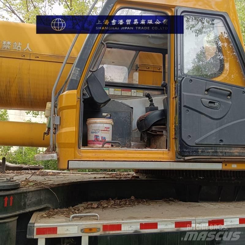 Sany STC 1000A Mobile and all terrain cranes