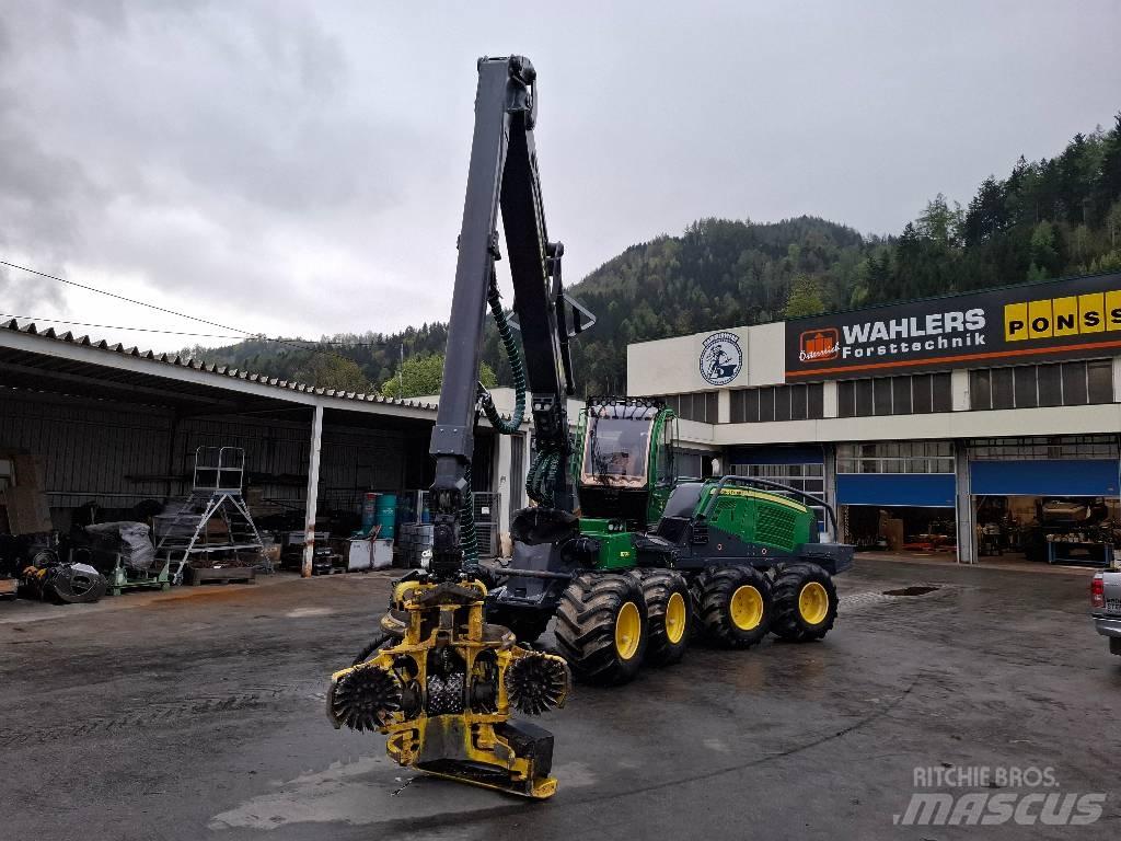 John Deere 1170G Harvesters