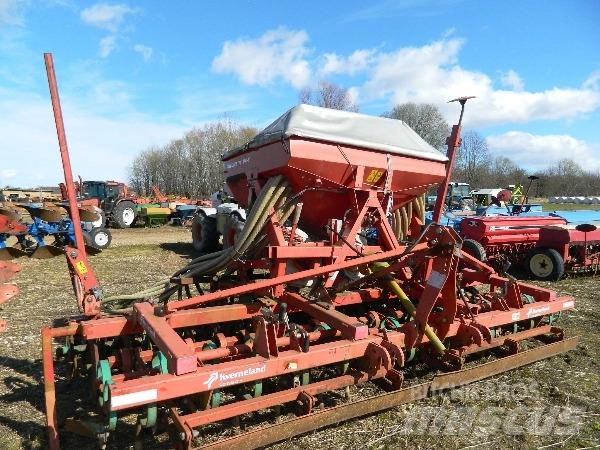 Kverneland Compakt Drills