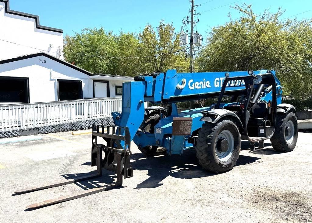 Genie GTH 1056 Telescopic Handlers