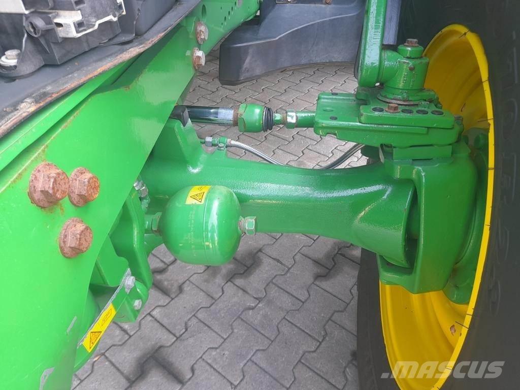 John Deere 6215 R Tractors