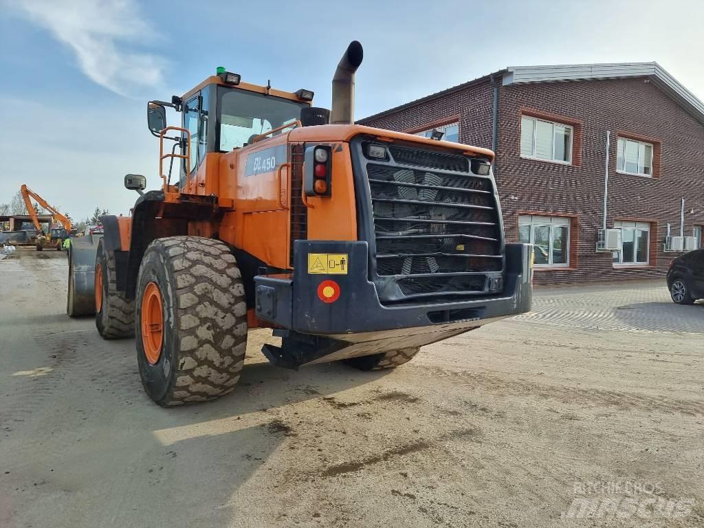 Doosan DL 450 Wheel Loaders