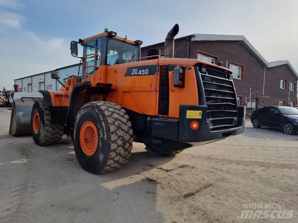 Doosan DL 450 Wheel Loaders