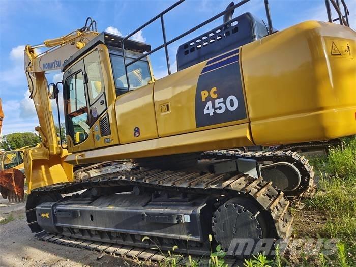 Komatsu PC 450 Crawler Excavators