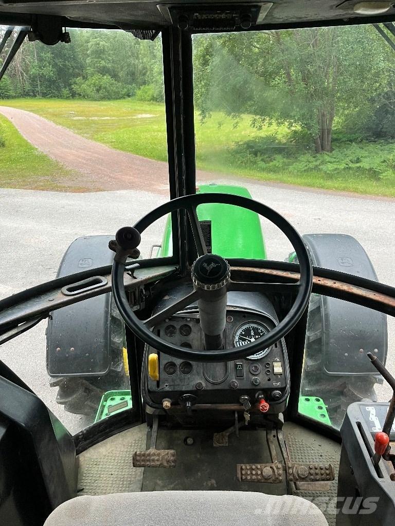 John Deere 4240 S Tractors