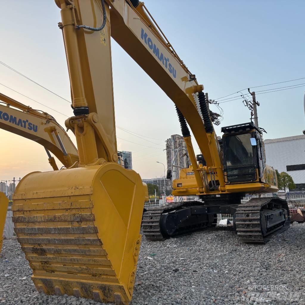 Komatsu PC 450 Crawler Excavators
