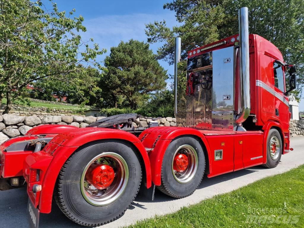 Scania R 730 Conventional Trucks / Tractor Trucks