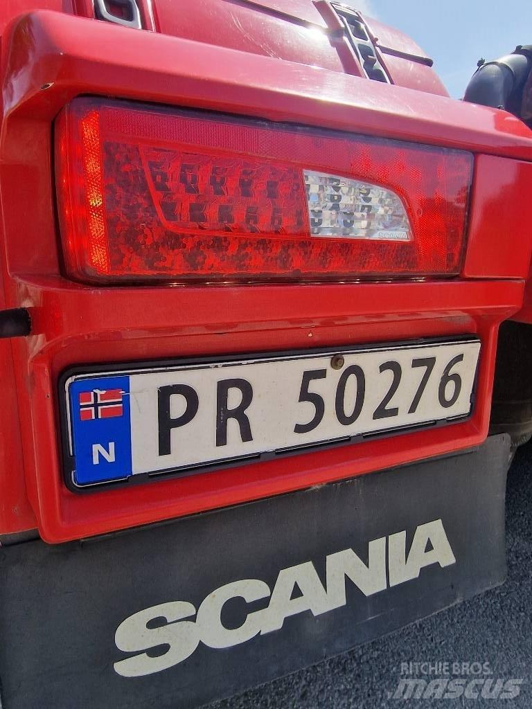 Scania R 730 Conventional Trucks / Tractor Trucks