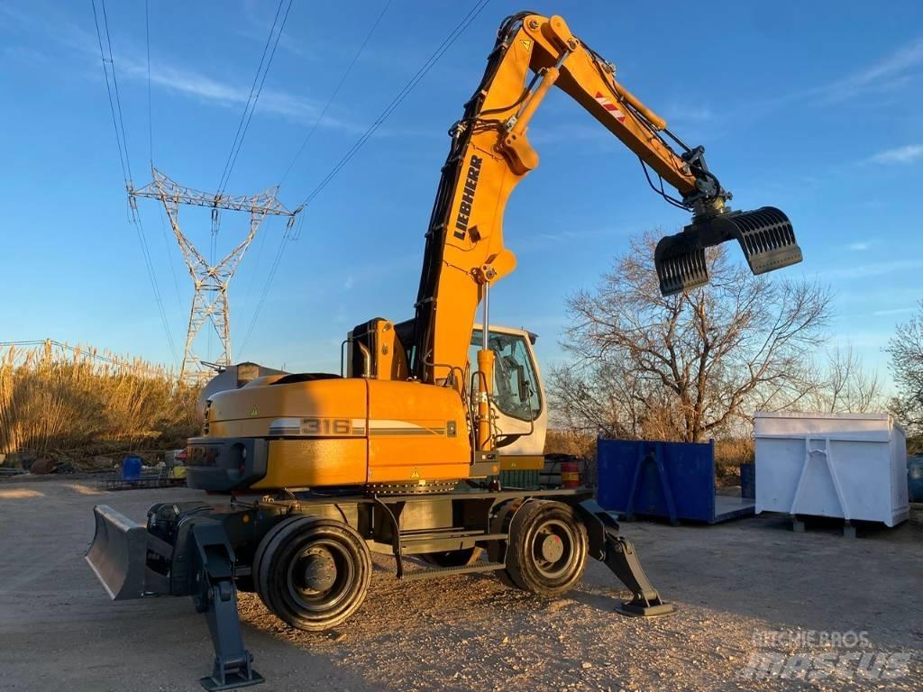 Liebherr A 316 Waste / Industry Handlers