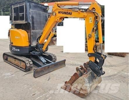 Hyundai Robex 25 Z Mini Excavators <7t (Mini Diggers)