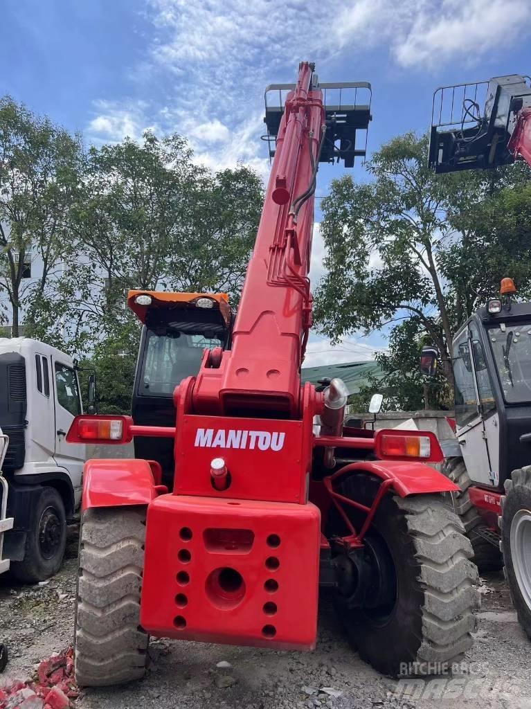 Manitou TL1040 Telescopic Handlers