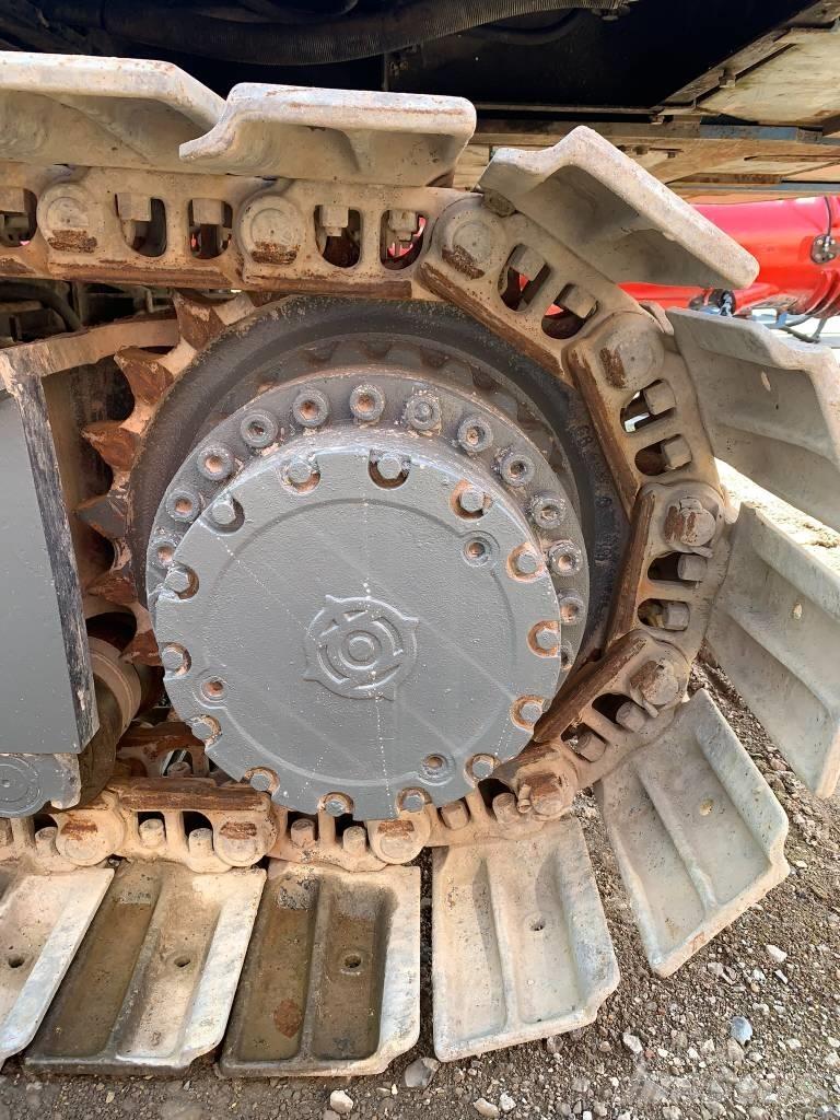 Hitachi KH 150-3 Crawler Cranes