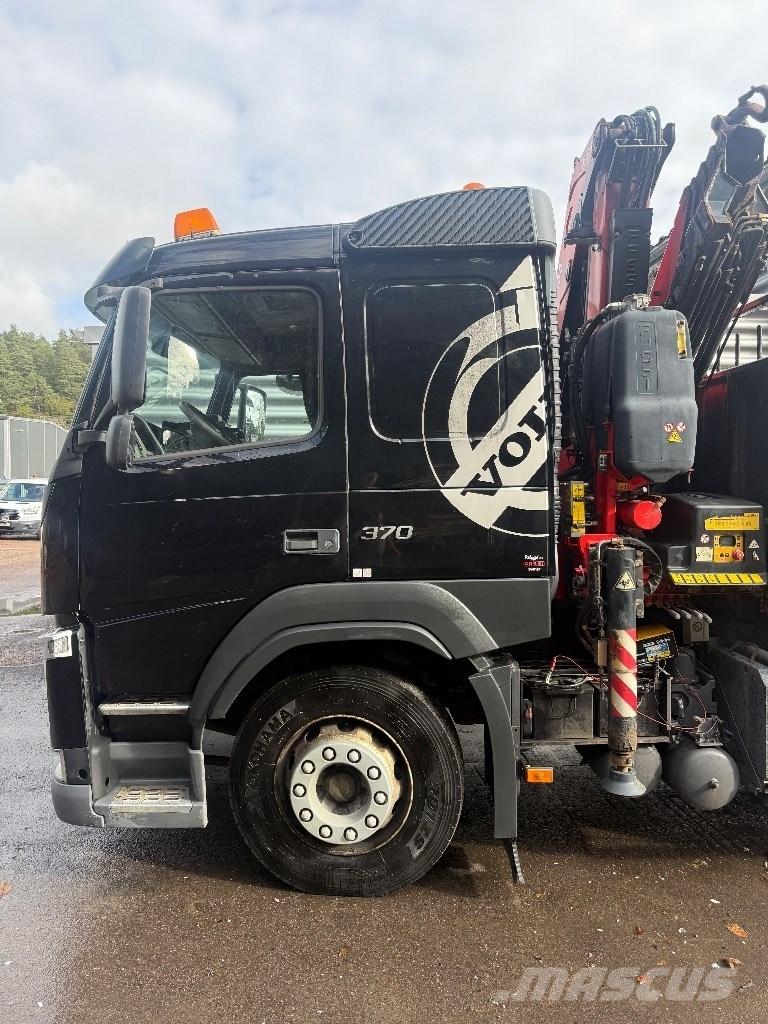 Volvo FM 370 Boom / Crane / Bucket Trucks