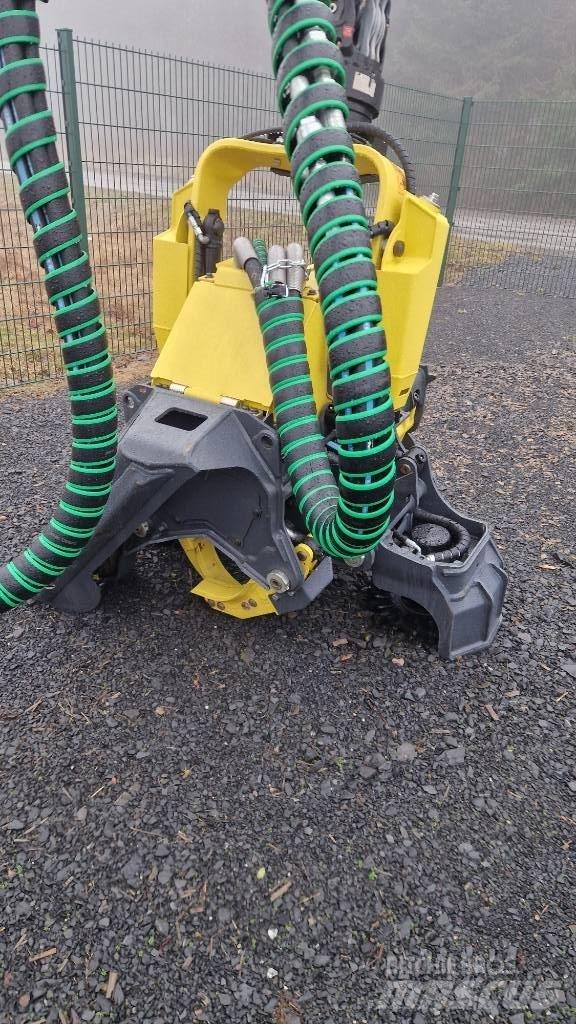 John Deere H424 Delimbers