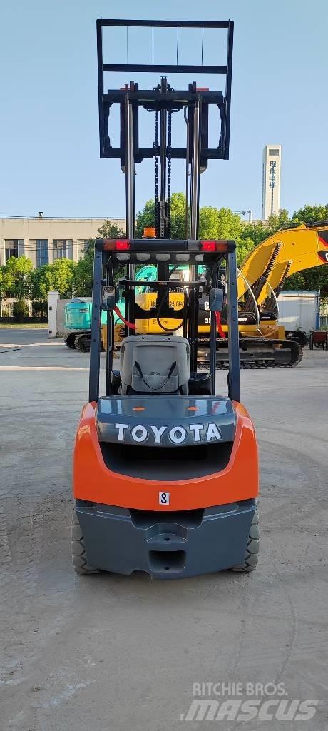 Toyota FD30 Diesel Forklifts