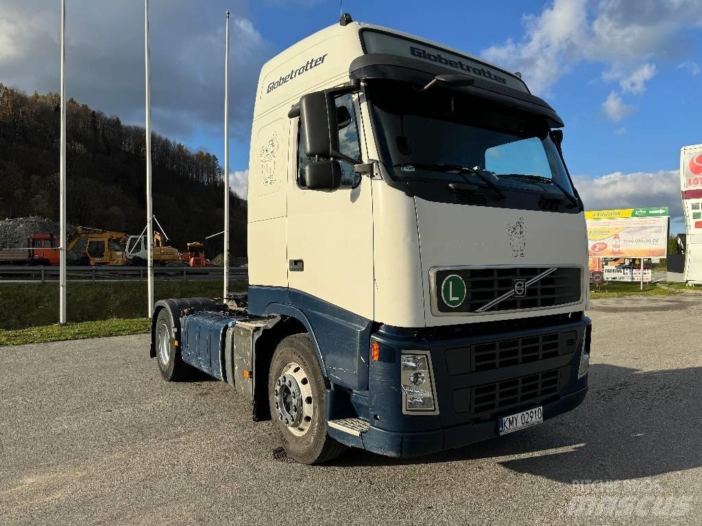 Volvo F 12 Conventional Trucks / Tractor Trucks