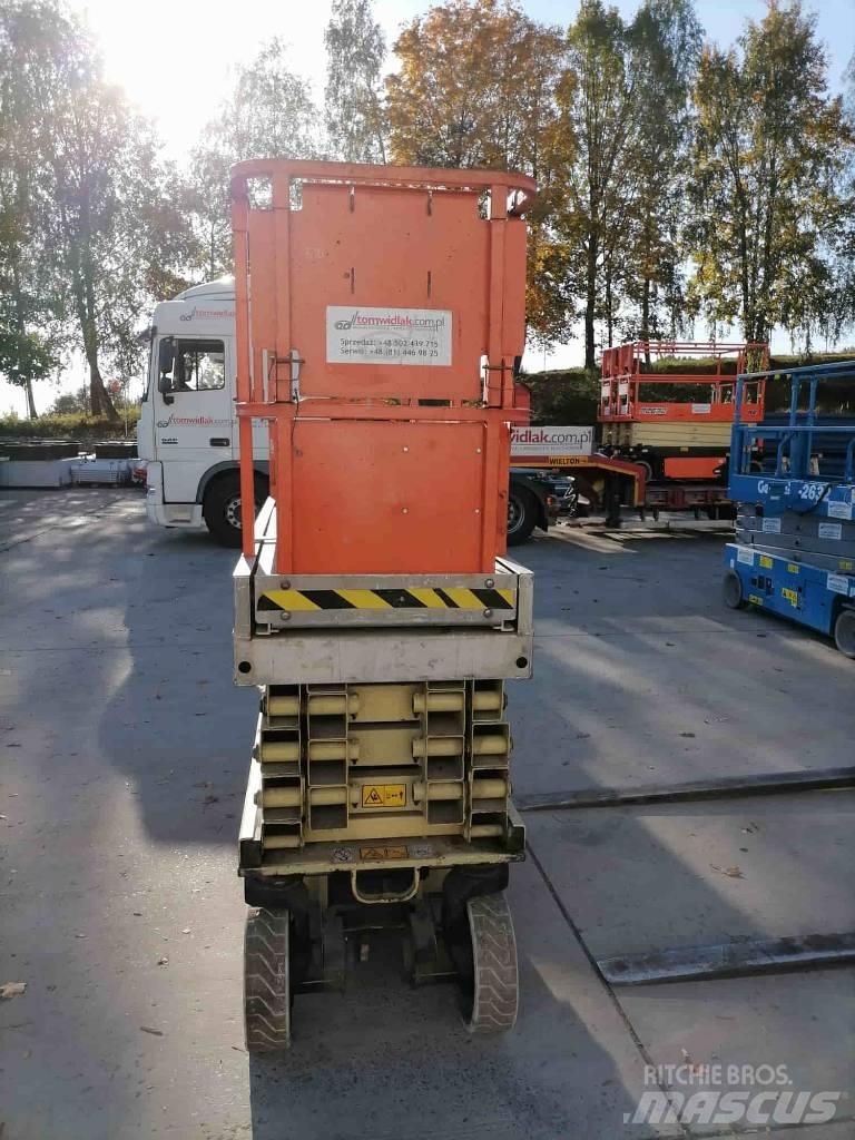 JLG 2630 ES Scissor Lifts