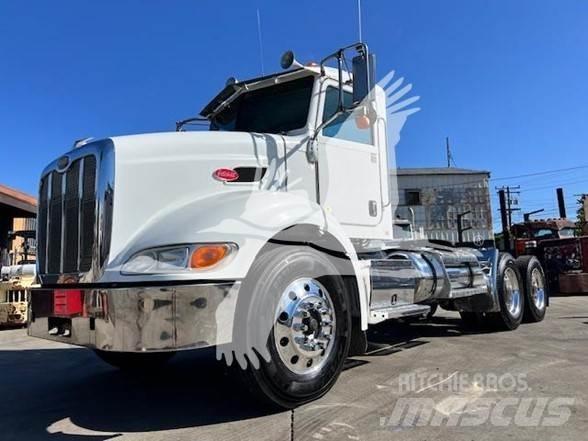 Peterbilt 384 Conventional Trucks / Tractor Trucks