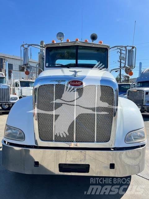 Peterbilt 384 Conventional Trucks / Tractor Trucks