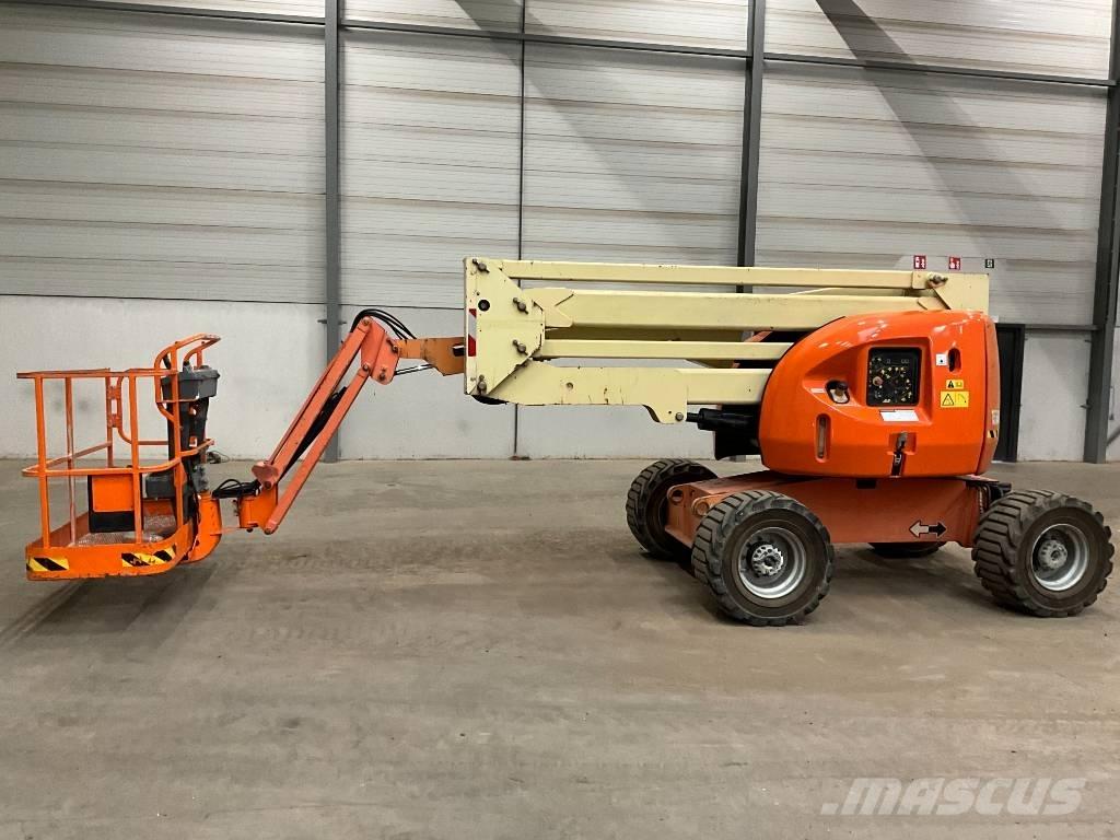 JLG 450 AJ Articulated boom lifts