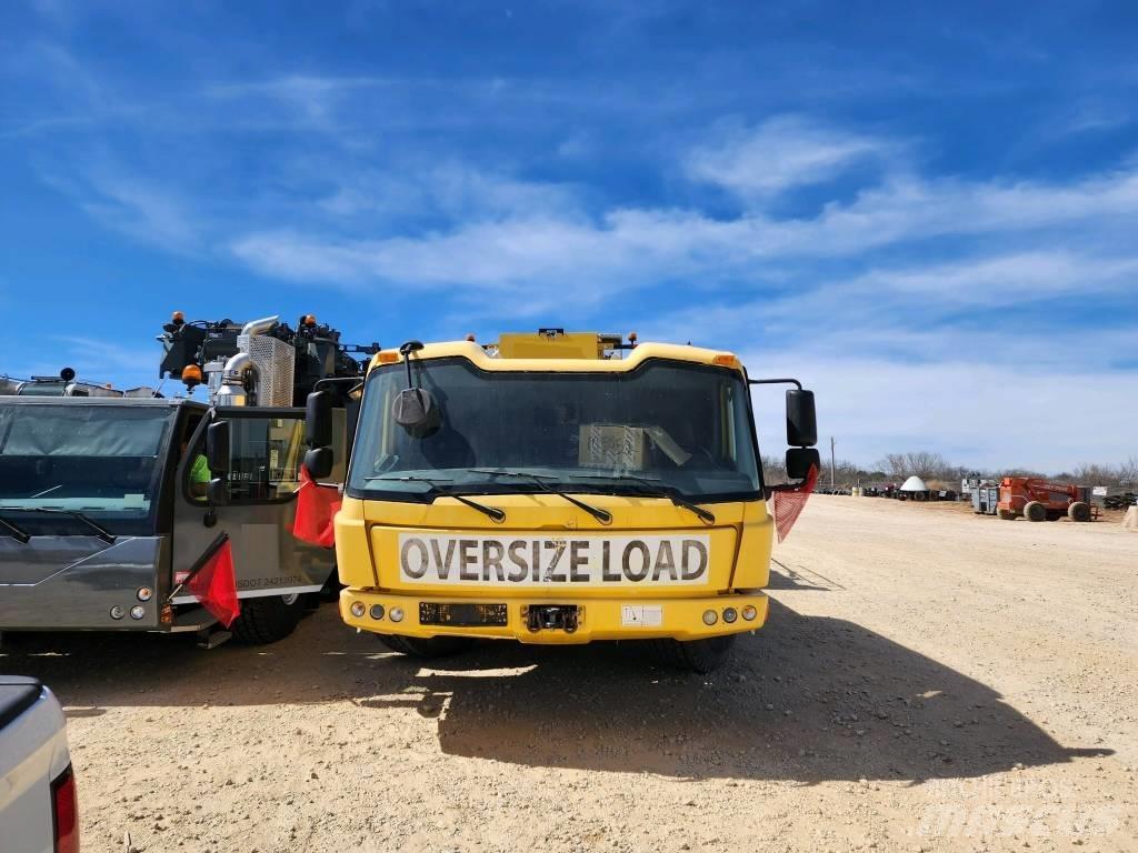 Grove GMK 6400 Mobile and all terrain cranes