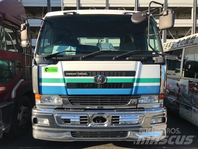 UD KL-CK482BAT Conventional Trucks / Tractor Trucks