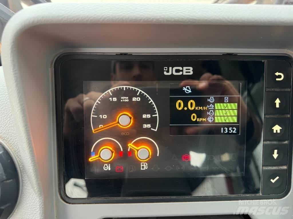 JCB 411 HT Wheel Loaders