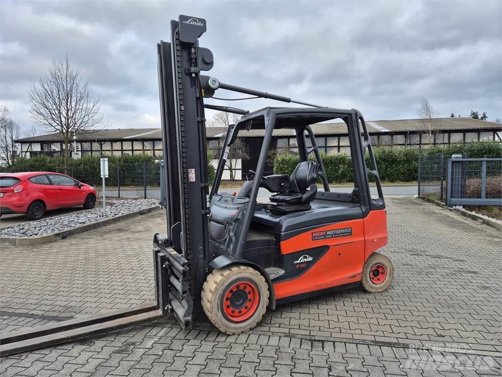 Linde E50HL Electric Forklifts