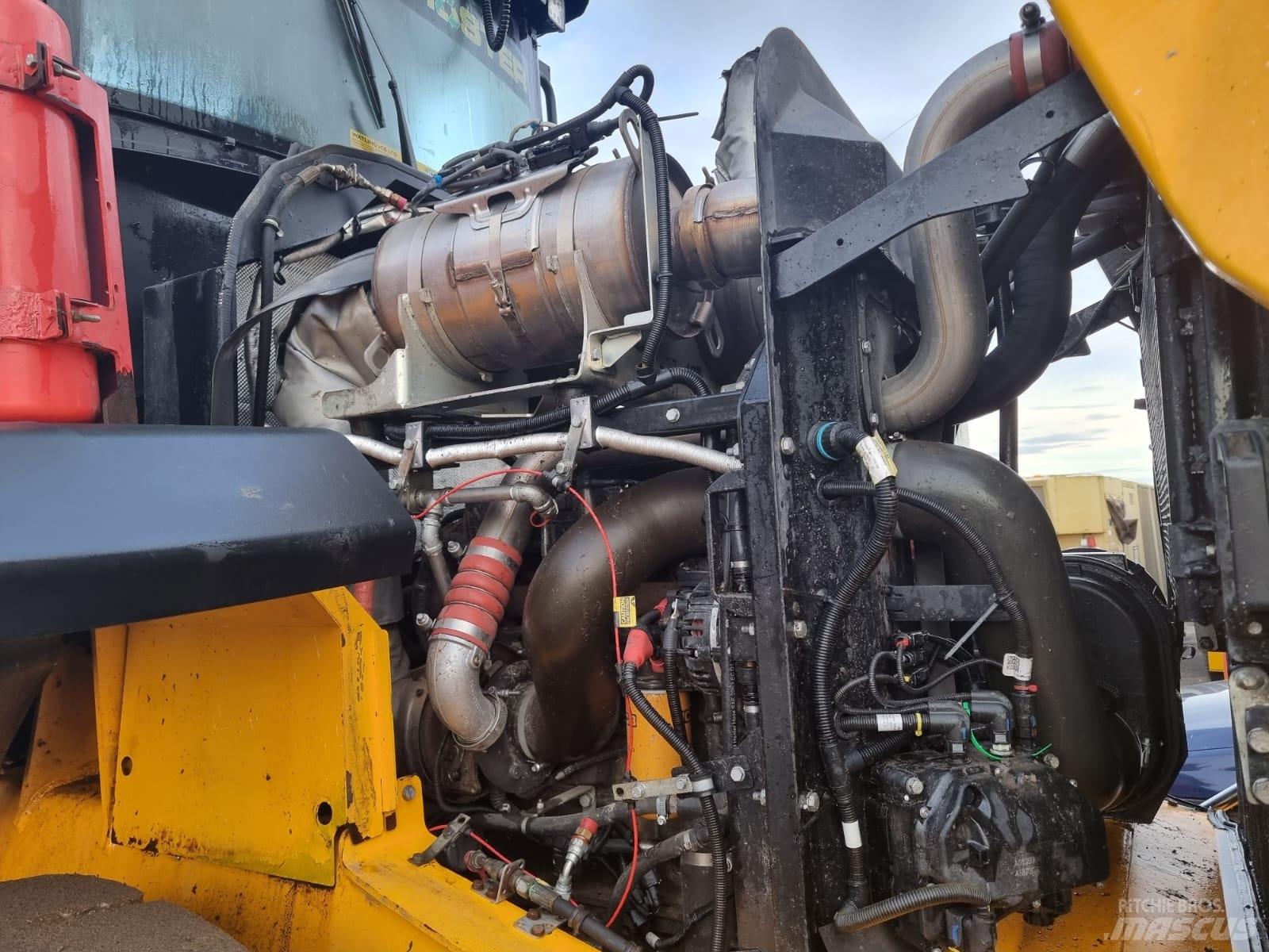 JCB 437 Hi-Tip Wheel Loaders