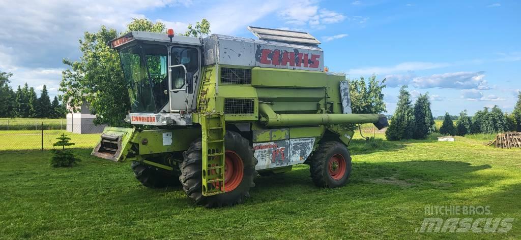 CLAAS Commandor 115 Combine Harvesters