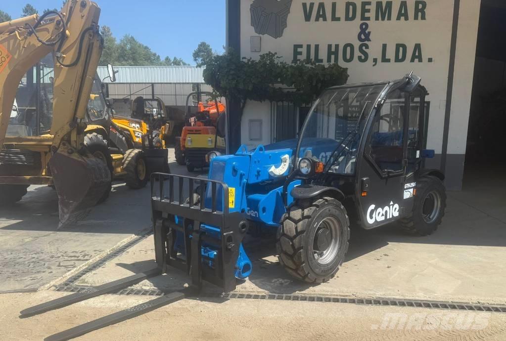 Genie GTH 2506 Telescopic Handlers
