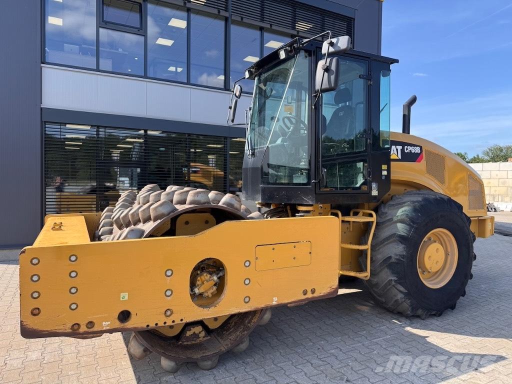 CAT CP 68 B Soil Compactors