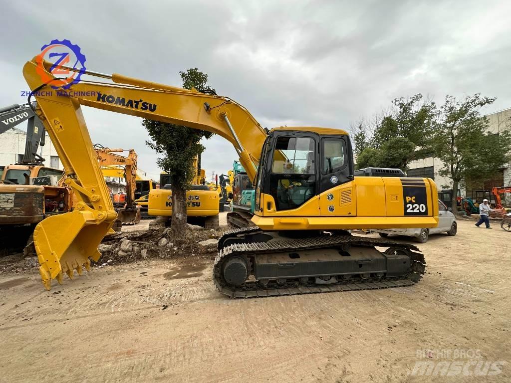 Komatsu PC 220-7 Crawler excavators