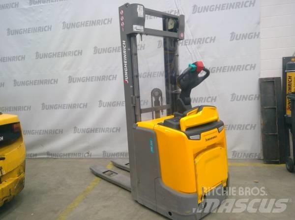 Jungheinrich ERC 212 Self Propelled Stackers