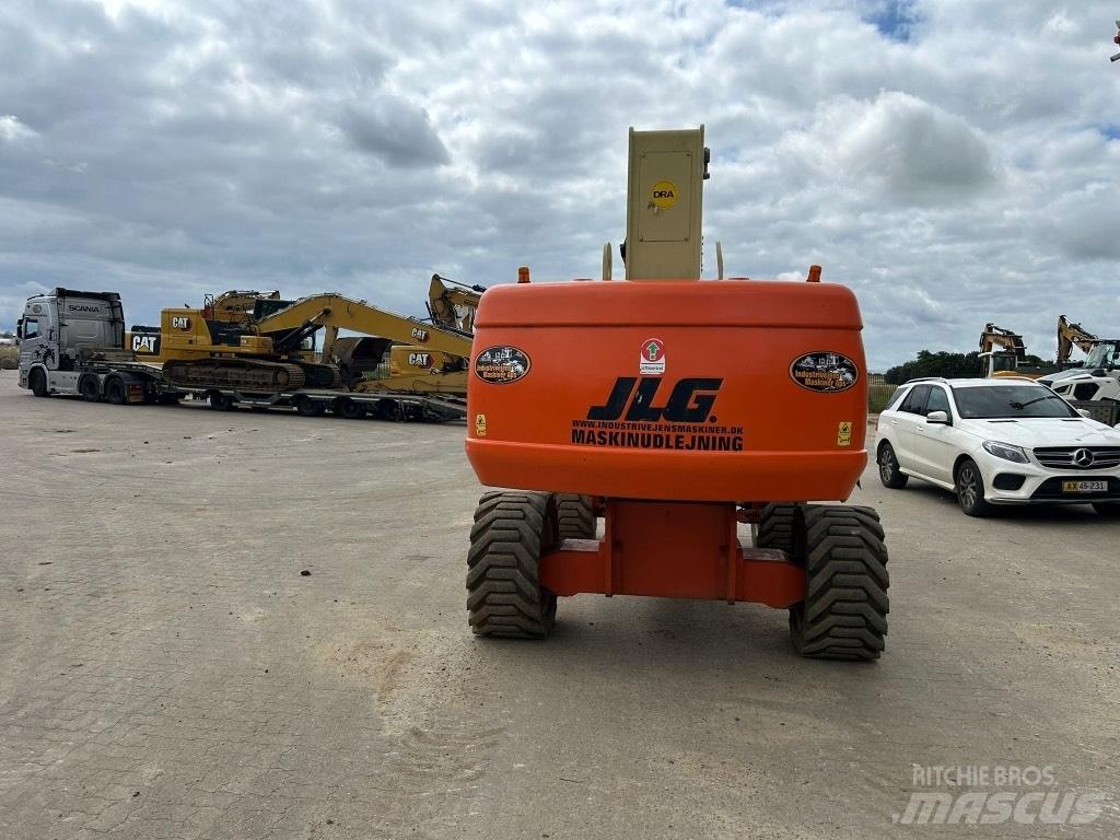 JLG 860 SJ Telescopic boom lifts
