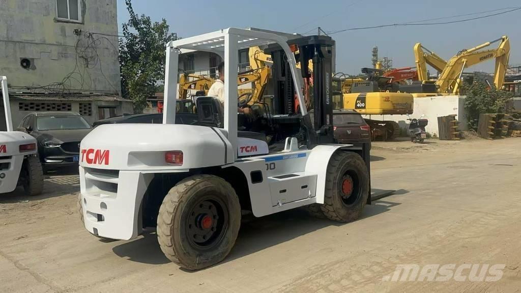 TCM FD 100 Z8 Telescopic Handlers