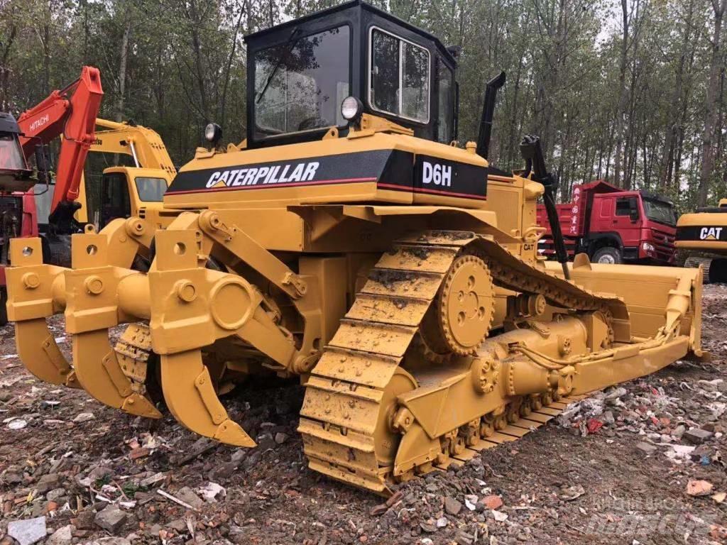 CAT D6H Crawler dozers
