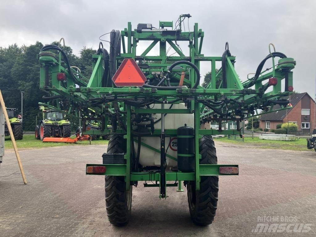 CHD D3627 Trailed sprayers