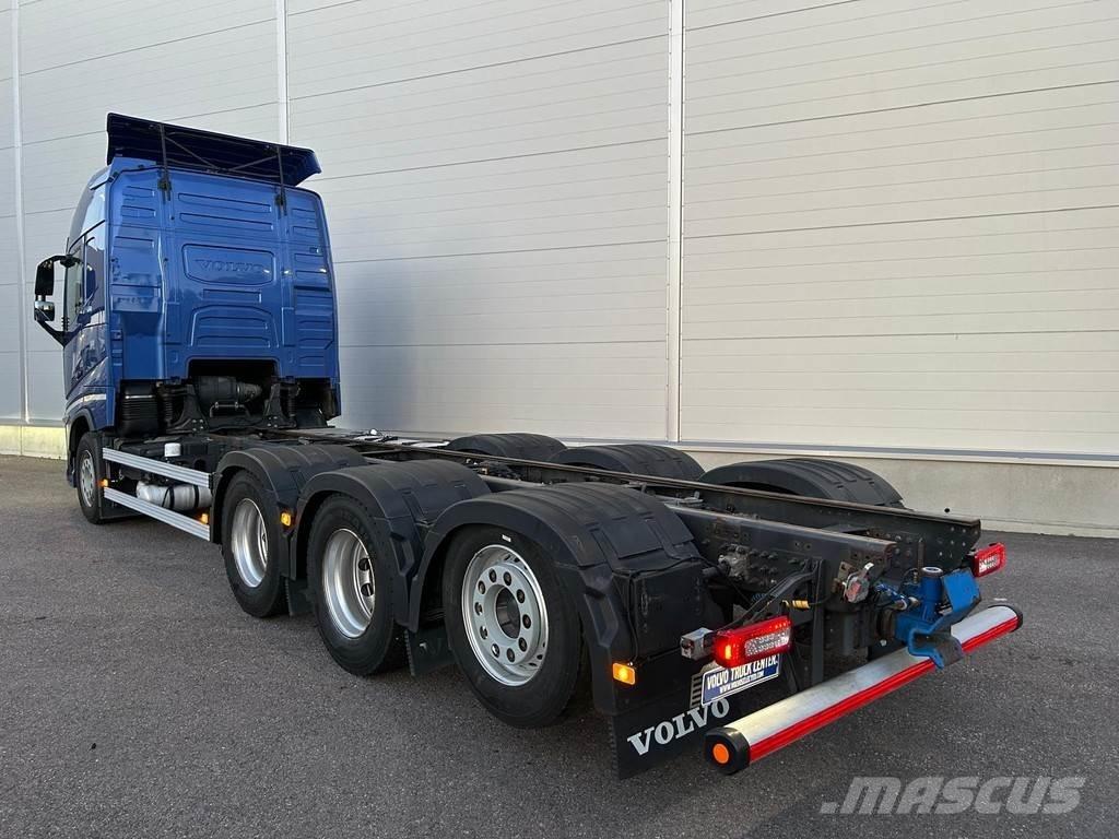 Volvo FH Cab & Chassis Trucks