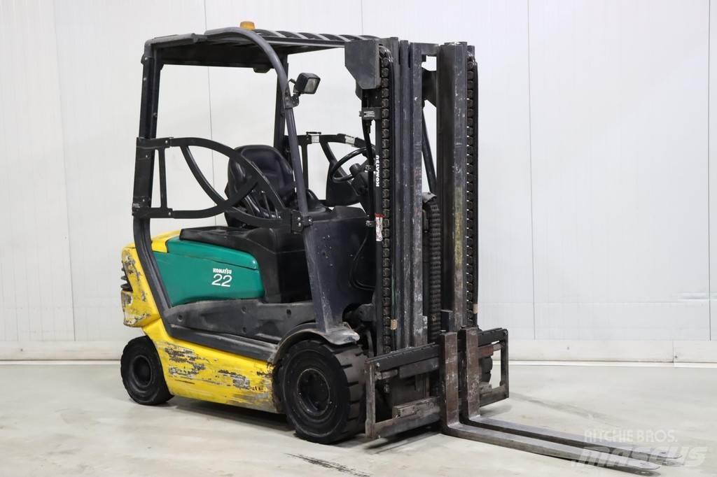 Komatsu FB22H-3R Electric Forklifts
