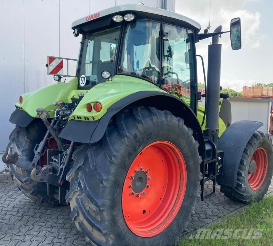 CLAAS AXION 840 Tractors