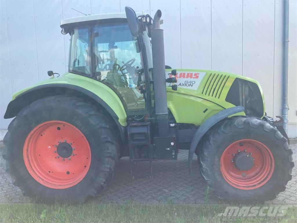 CLAAS AXION 840 Tractors