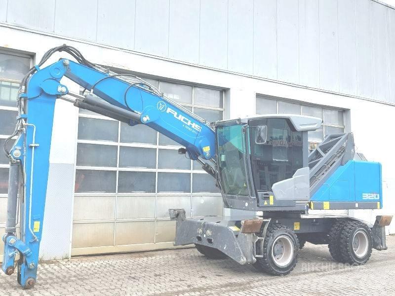 Fuchs MHL 320 F Waste / Industry Handlers
