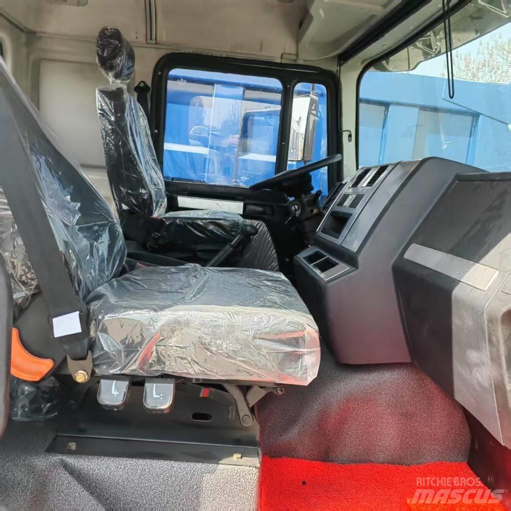 Shacman F 3000 Conventional Trucks / Tractor Trucks